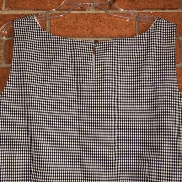 🗝TALBOTS🗝PETITE SLEEVELESS GINGHAM PEPLUM TOP🗝 - Picture 5 of 7